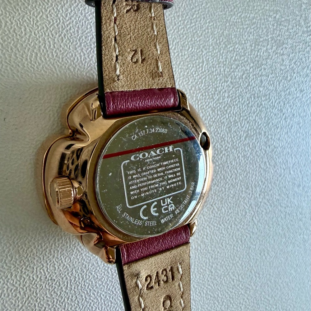 Coach Women's Tea Rose Quartz Pink Dial Watch - RARE! - Picture 6 of 9